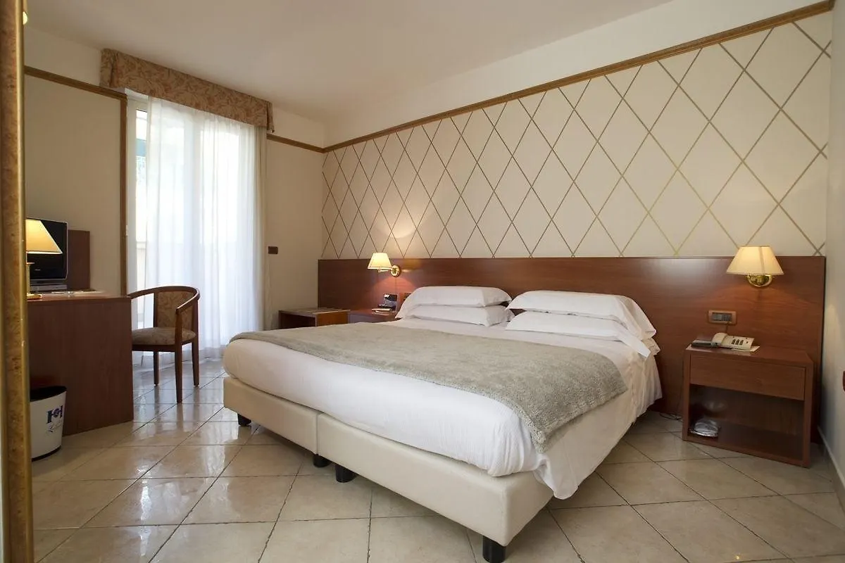 Hotel Leonessa Volla  4*, Volla (Naples) Italia